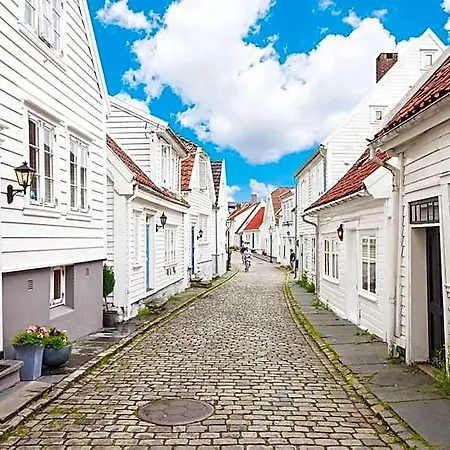 Nicolas 11 Stavanger