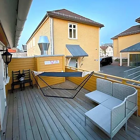 Nicolas 11 Hotel